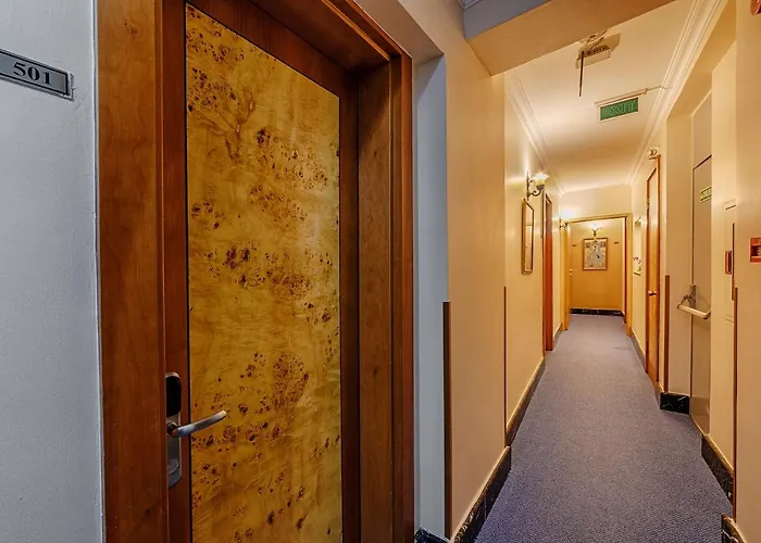Santa Ottoman Hotell 3*
