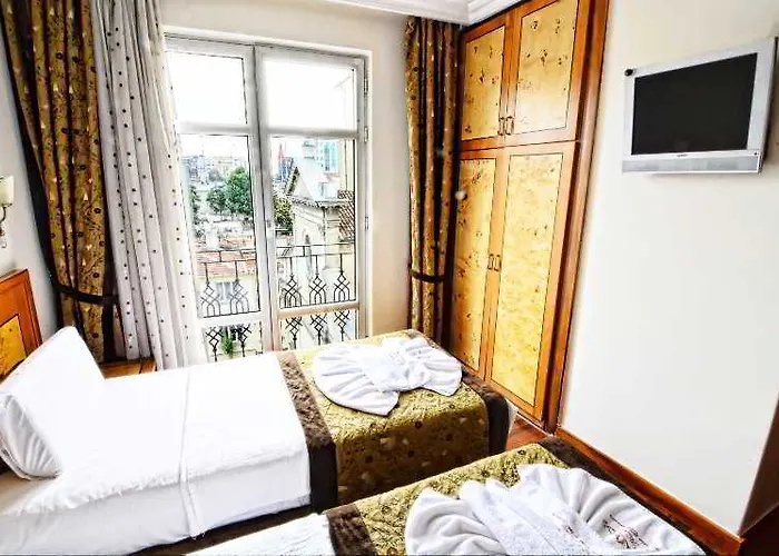 Santa Ottoman Hotell 3*