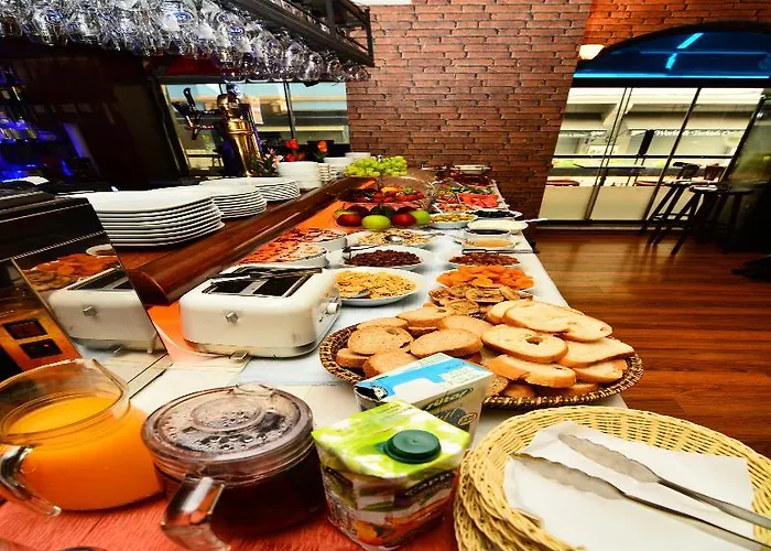 Hotell Santa Ottoman 3*