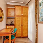 Hotel Santa Ottoman 3*