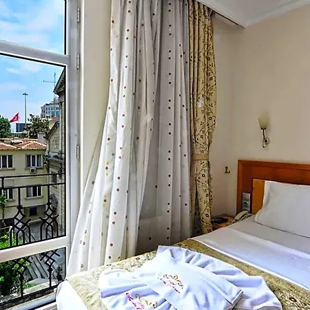 Santa Ottoman Szálloda