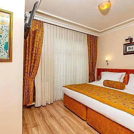 Santa Ottoman Szálloda 3*